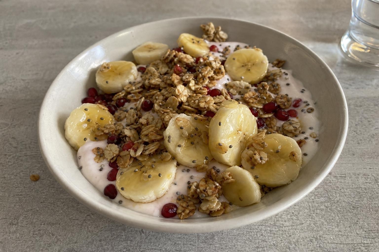 Banana Kefir Crunch & Glow