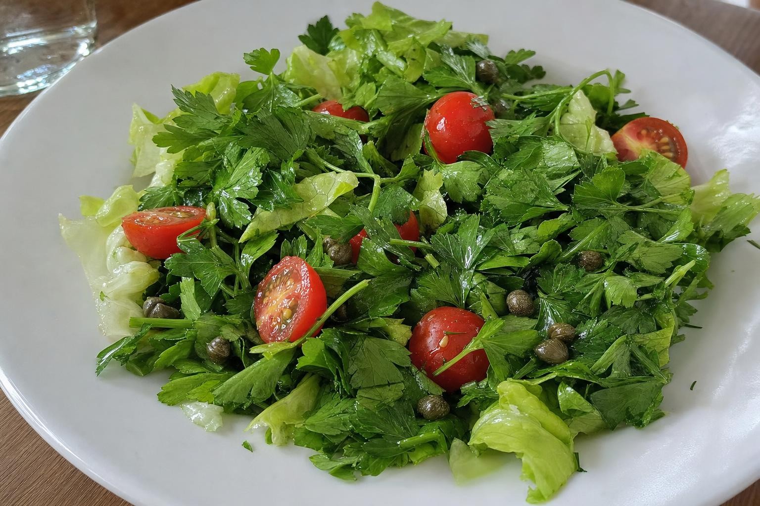 Green Salad with Parsley & Caper 